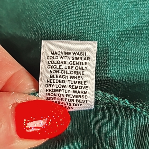 Button Up Top - Picture 12 of 16